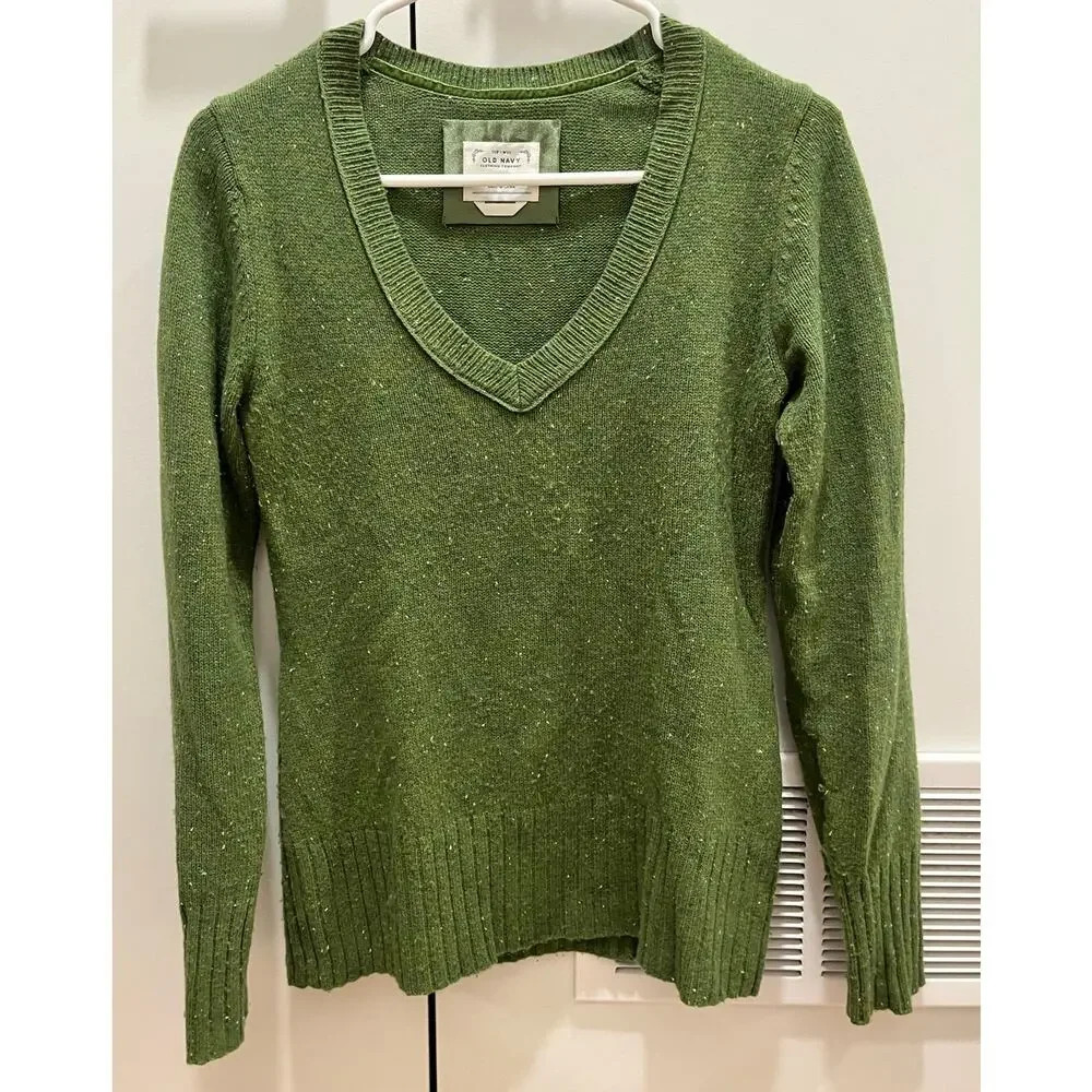 Vintage green old navy wool blend long sleeve womens v neck, small